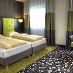 Ringhotel Reubel فندق