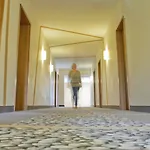 ホテル リングホテル レイベル