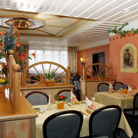 Ringhotel Reubel Ξενοδοχείο 4*